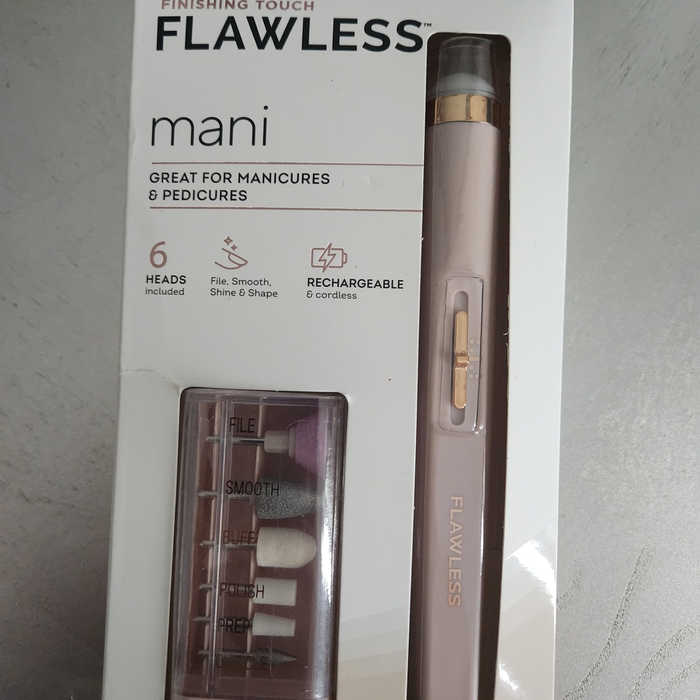 LAWLESS Flawless Mani Nail Care Tool - Light Pink